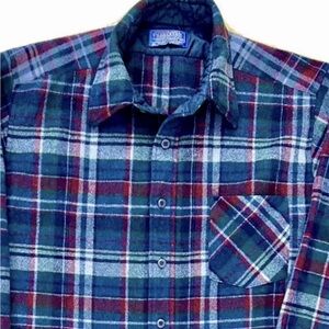 Vintage Men’s Pendleton Virgin Wool Multicolor Blue Plaid Button Shirt Large